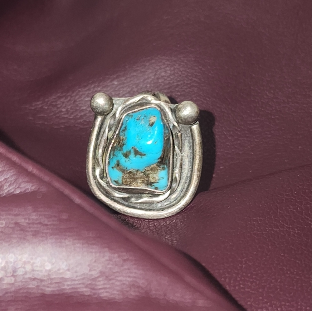 VINTAGE STAMPED SILVER & TURQUOISE NATIVE AMERICAN RING 8 1/2
